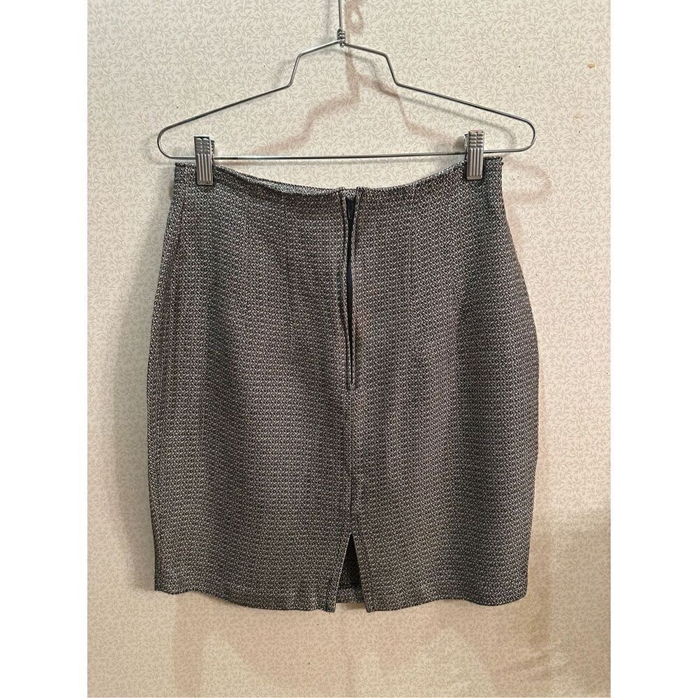 Judy Knapp mini skirt - Picture 4 of 5